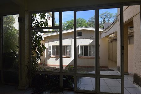 Casa para alugar com 239m², 4 quartos e 2 vagasÁrea comum - Salão de festas