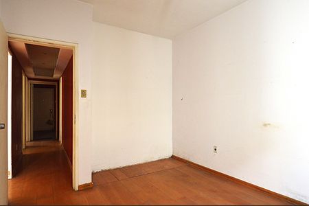 Casa para alugar com 239m², 4 quartos e 2 vagasQuarto 