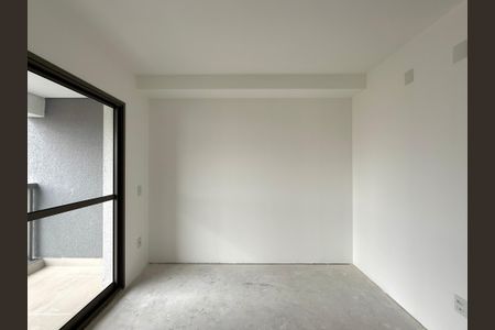 Quarto de kitnet/studio à venda com 0 quarto, 26m² em Santo Amaro, São Paulo