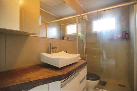 Casa à venda com 144m², 3 quartos e 2 vagasBanheiro da Suíte