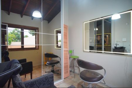 Casa à venda com 144m², 3 quartos e 2 vagasQuarto de Serviço