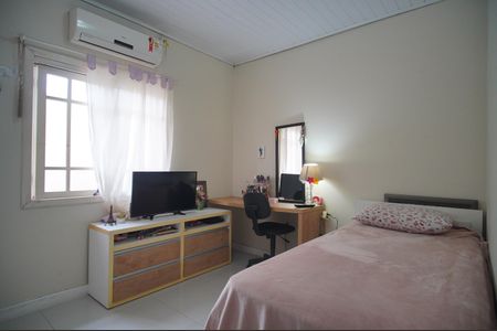 Casa à venda com 144m², 3 quartos e 2 vagasQuarto 1