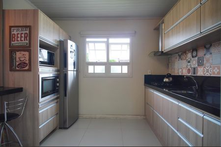 Casa à venda com 144m², 3 quartos e 2 vagasCozinha