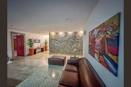 Apartamento à venda com 97m², 2 quartos e 1 vaga Apartamento à venda com 97m², 2 quartos e 1 vagaHall de entrada