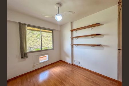 Apartamento à venda com 97m², 2 quartos e 1 vaga Apartamento à venda com 97m², 2 quartos e 1 vagaQuarto 2