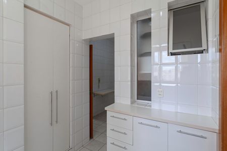 Apartamento à venda com 86m², 3 quartos e 2 vagas Apartamento à venda com 86m², 3 quartos e 2 vagasÁrea de serviço