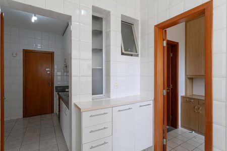Apartamento à venda com 86m², 3 quartos e 2 vagas Apartamento à venda com 86m², 3 quartos e 2 vagasÁrea de serviço