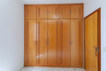 Apartamento à venda com 86m², 3 quartos e 2 vagas Apartamento à venda com 86m², 3 quartos e 2 vagasSuíte