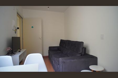 Sala de apartamento para alugar com 2 quartos, 40m² em Rubem Berta, Porto Alegre