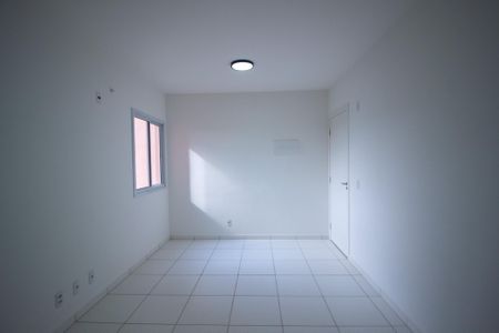 Sala  de apartamento para alugar com 2 quartos, 42m² em Jardim Ipê, Sorocaba