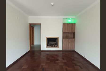 Casa à venda com 375m², 8 quartos e 6 vagas