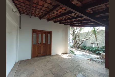 Casa à venda com 375m², 8 quartos e 6 vagas
