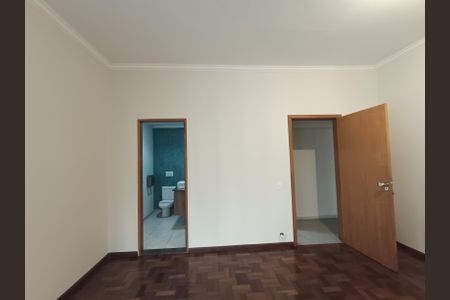Casa à venda com 375m², 8 quartos e 6 vagas