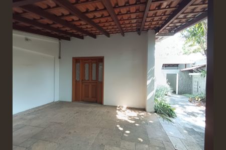 Casa à venda com 375m², 8 quartos e 6 vagas