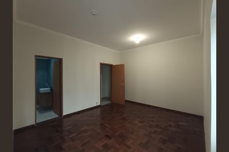 Casa à venda com 375m², 8 quartos e 6 vagas