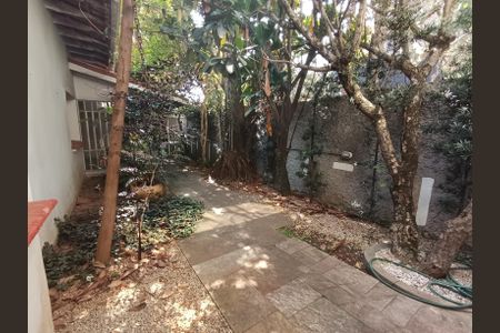 Casa à venda com 375m², 8 quartos e 6 vagas