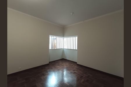 Casa à venda com 375m², 8 quartos e 6 vagas