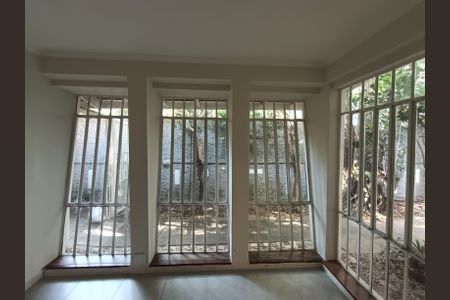 Casa à venda com 375m², 8 quartos e 6 vagas