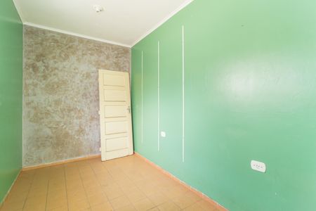 Casa à venda com 170m², 2 quartos e 2 vagas Casa à venda com 170m², 2 quartos e 2 vagasQuarto - Área de Serviço