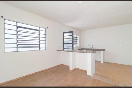 Casa à venda com 170m², 2 quartos e 2 vagas Casa à venda com 170m², 2 quartos e 2 vagasCozinha