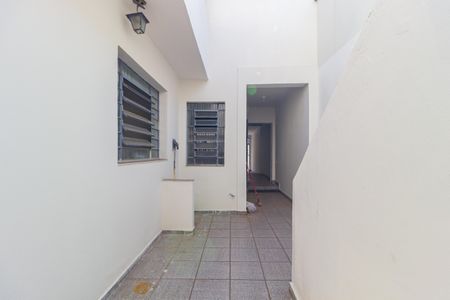 Casa à venda com 170m², 2 quartos e 2 vagas Casa à venda com 170m², 2 quartos e 2 vagasQuintal 1