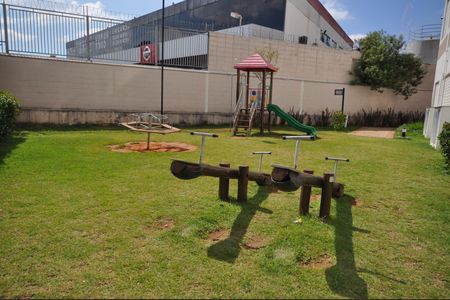 Apartamento para alugar com 40m², 2 quartos e sem vagaÁrea comum - Playground