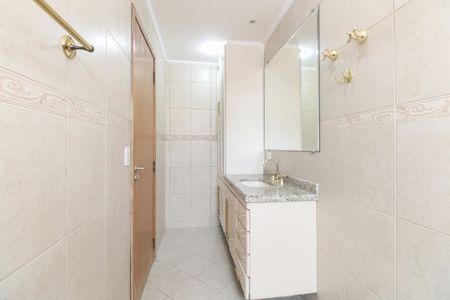 Casa à venda com 167m², 4 quartos e 2 vagasBanheiro Suíte 