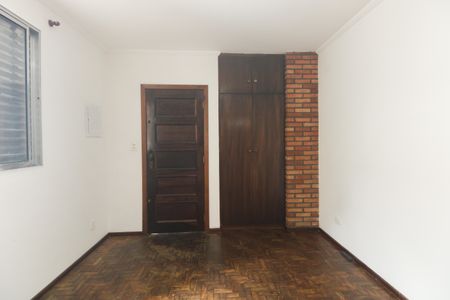 Casa à venda com 167m², 4 quartos e 2 vagasSuíte - Externa 