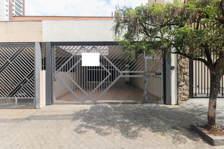 Casa à venda com 167m², 4 quartos e 2 vagasFachada 