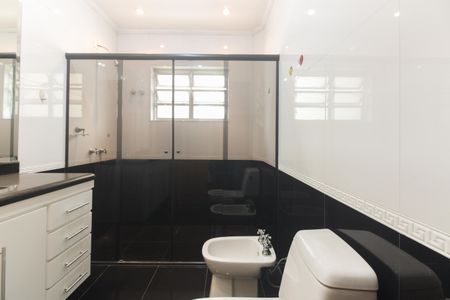 Casa à venda com 167m², 4 quartos e 2 vagasBanheiro Social 