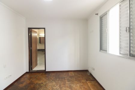 Casa à venda com 167m², 4 quartos e 2 vagasSuíte - Externa 
