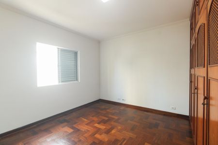 Casa à venda com 167m², 4 quartos e 2 vagasQuarto 1