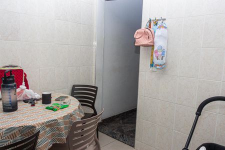 Casa à venda com 250m², 3 quartos e 2 vagas Casa à venda com 250m², 3 quartos e 2 vagasCozinha