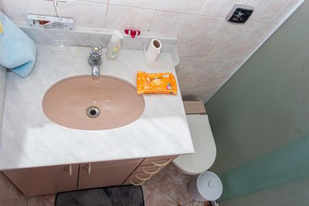 Casa à venda com 250m², 3 quartos e 2 vagas Casa à venda com 250m², 3 quartos e 2 vagasBanheiro