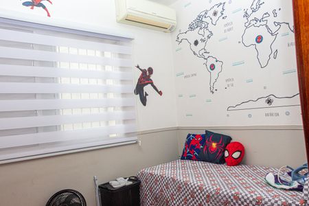 Casa à venda com 250m², 3 quartos e 2 vagas Casa à venda com 250m², 3 quartos e 2 vagasQuarto 1