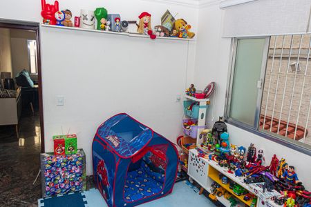 Casa à venda com 250m², 3 quartos e 2 vagas Casa à venda com 250m², 3 quartos e 2 vagasSala 2