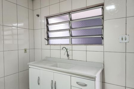 Casa à venda com 155m², 2 quartos e 2 vagas Casa à venda com 155m², 2 quartos e 2 vagasCozinha