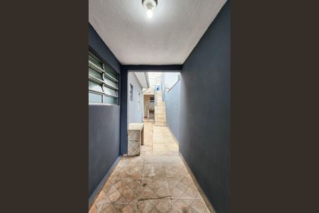 Casa à venda com 155m², 2 quartos e 2 vagas Casa à venda com 155m², 2 quartos e 2 vagasCorredor