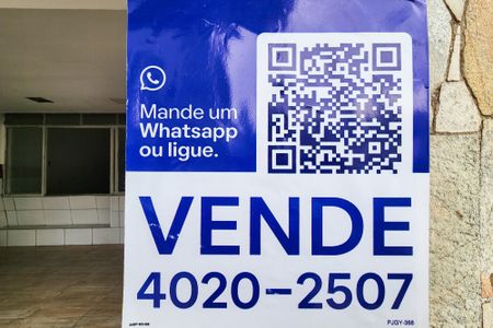 Casa à venda com 155m², 2 quartos e 2 vagas Casa à venda com 155m², 2 quartos e 2 vagasPlaca PJGY-368