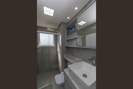 Banheiro da Suíte de apartamento para alugar com 2 quartos, 56m² em Jardim das Colinas, Hortolândia