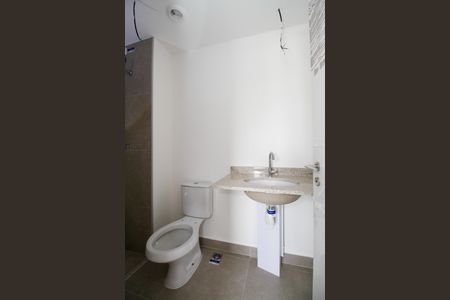 Banheiro da Suíte de apartamento para alugar com 1 quarto, 28m² em Pinheiros, São Paulo