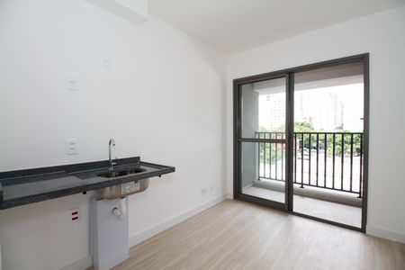 Sala/Cozinha de apartamento para alugar com 1 quarto, 28m² em Pinheiros, São Paulo