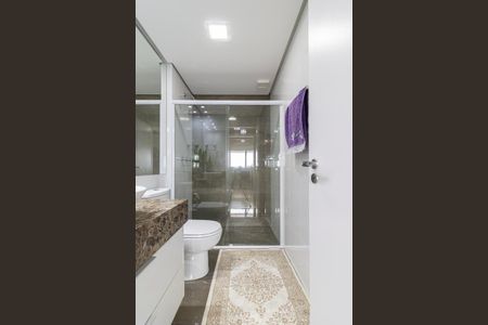 Apartamento à venda com 72m², 2 quartos e 2 vagas Apartamento à venda com 72m², 2 quartos e 2 vagasBanheiro Corredor