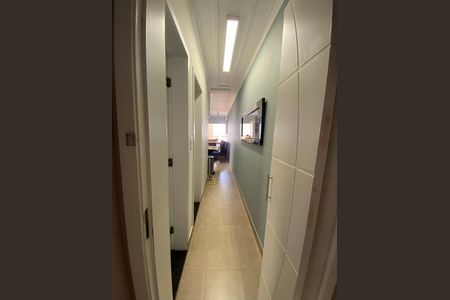 Apartamento à venda com 126m², 2 quartos e 2 vagasCorredor