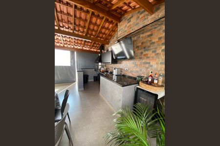 Apartamento à venda com 126m², 2 quartos e 2 vagasVaranda