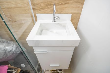 Banheiro da Suíte de apartamento para alugar com 3 quartos, 75m² em Vila Osasco, Osasco