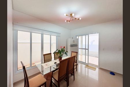 Casa de Condomínio à venda com 3 quartos, 153m² em Jardim Carolina, Jundiaí