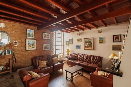 Sala de casa para alugar com 4 quartos, 300m² em Jardim das Nações, Taubaté