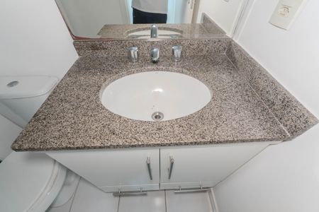 Apartamento à venda com 62m², 2 quartos e 1 vaga Apartamento à venda com 62m², 2 quartos e 1 vagaBanheiro