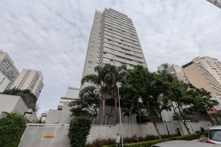 Apartamento à venda com 62m², 2 quartos e 1 vaga Apartamento à venda com 62m², 2 quartos e 1 vagaFachada